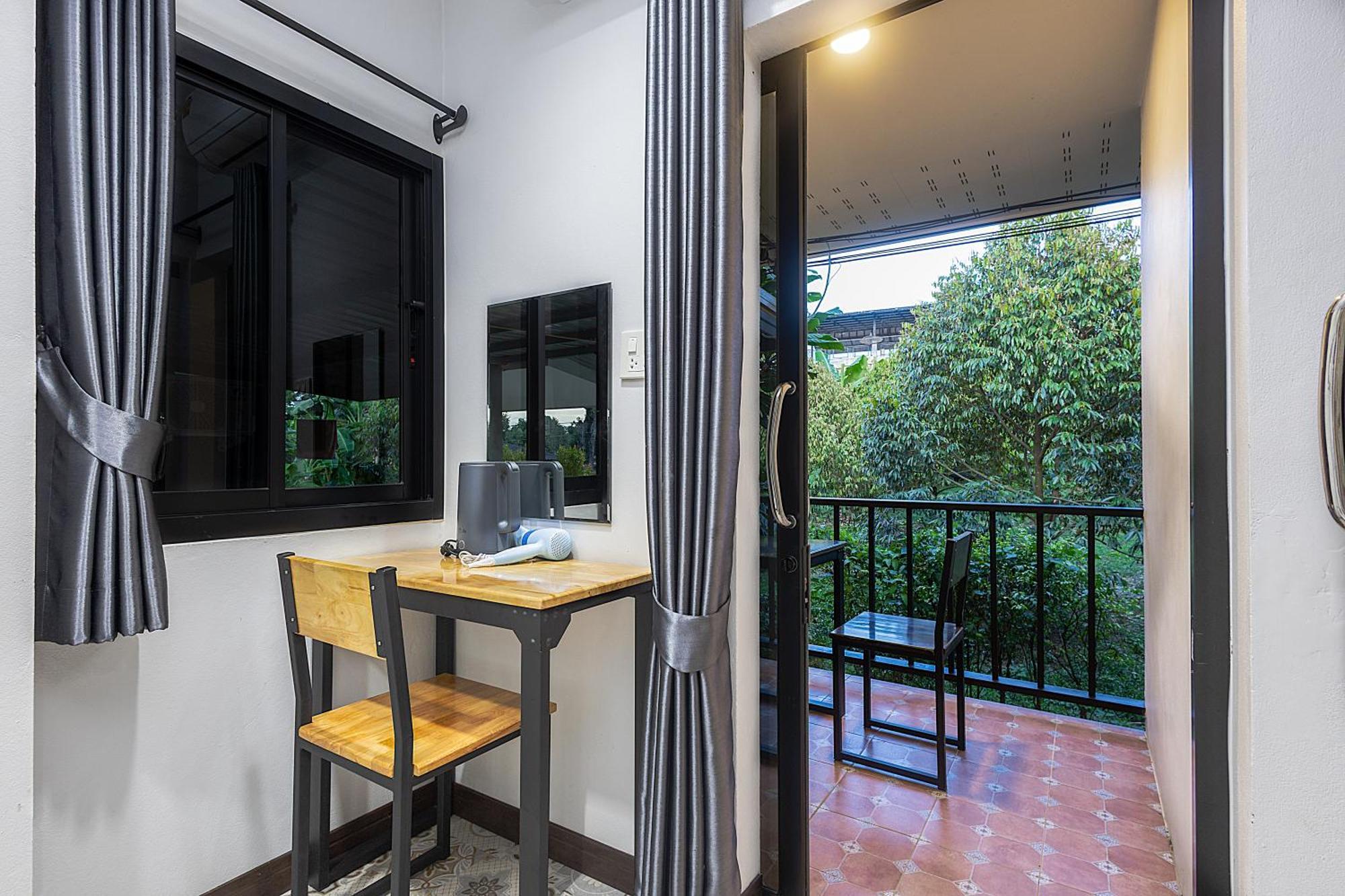 D-2 Home Chanthaburi Exterior foto